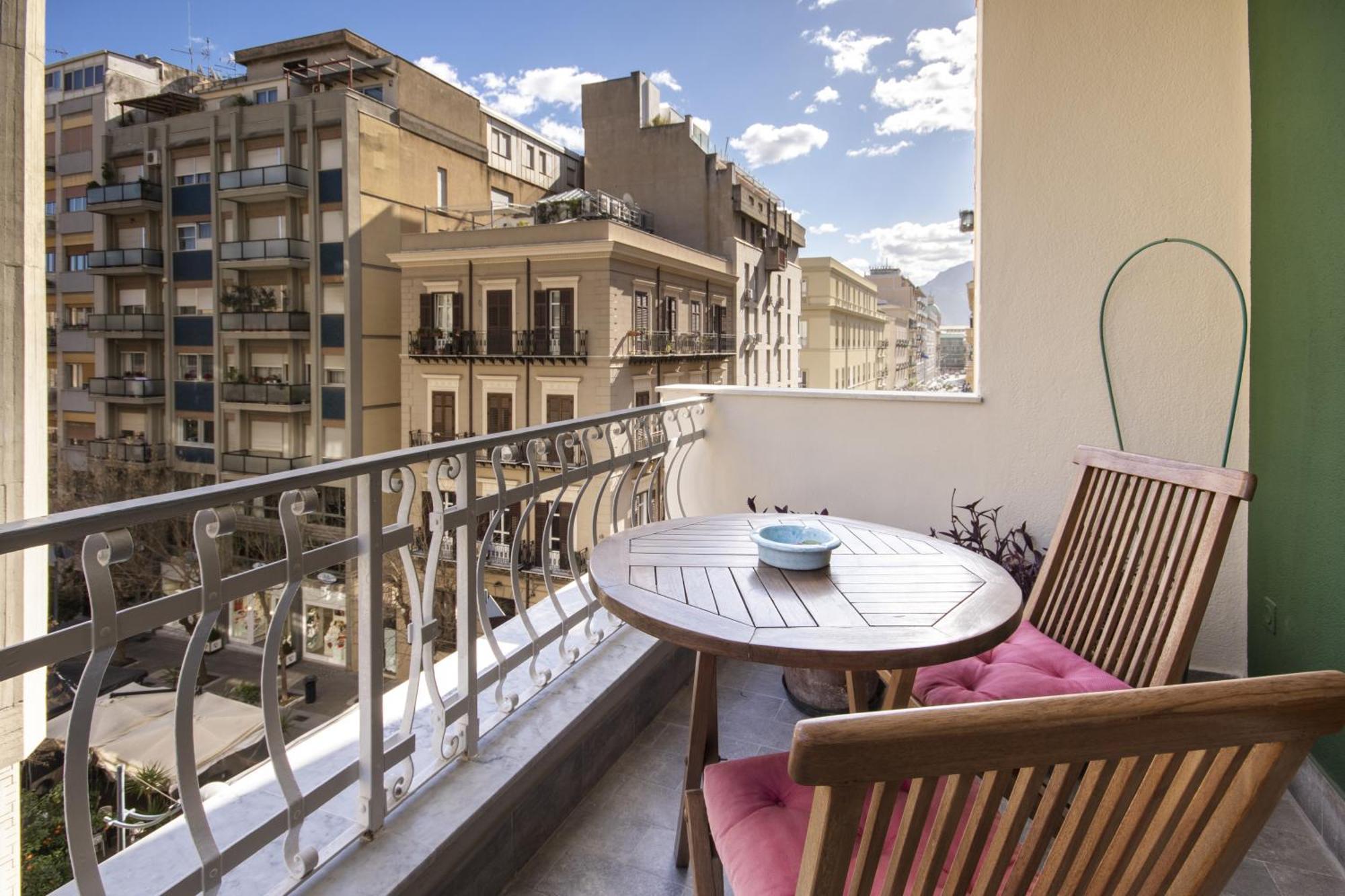 パレルモ Residenza Wagner Bed & Breakfast エクステリア 写真