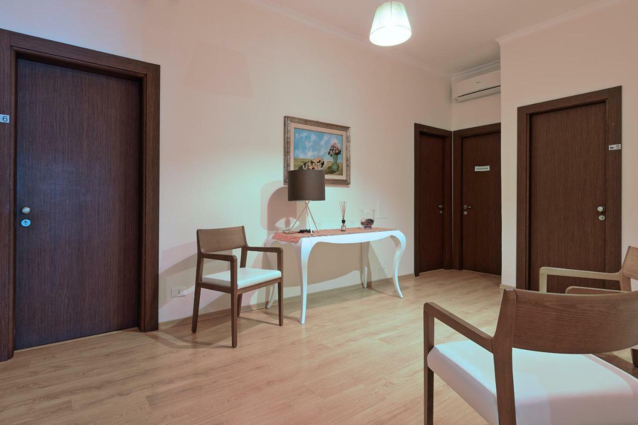 パレルモ Residenza Wagner Bed & Breakfast エクステリア 写真